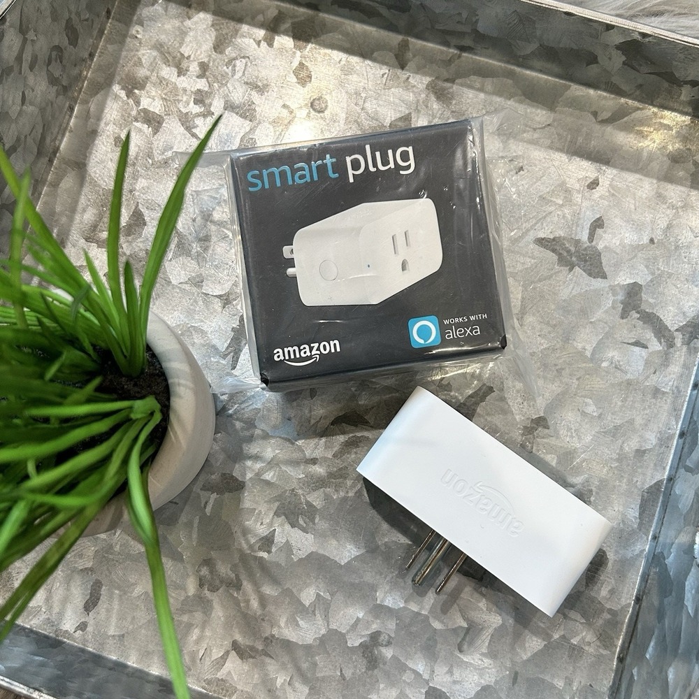 Amazon Smart Plug White Pack Of Two-Works With Alexa - Picture 3 of 3